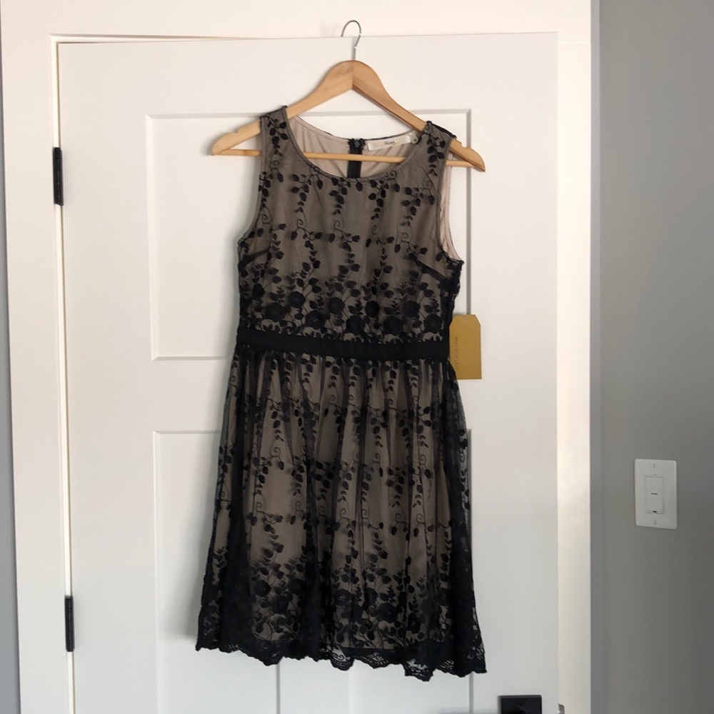 Andree by Unit Dress